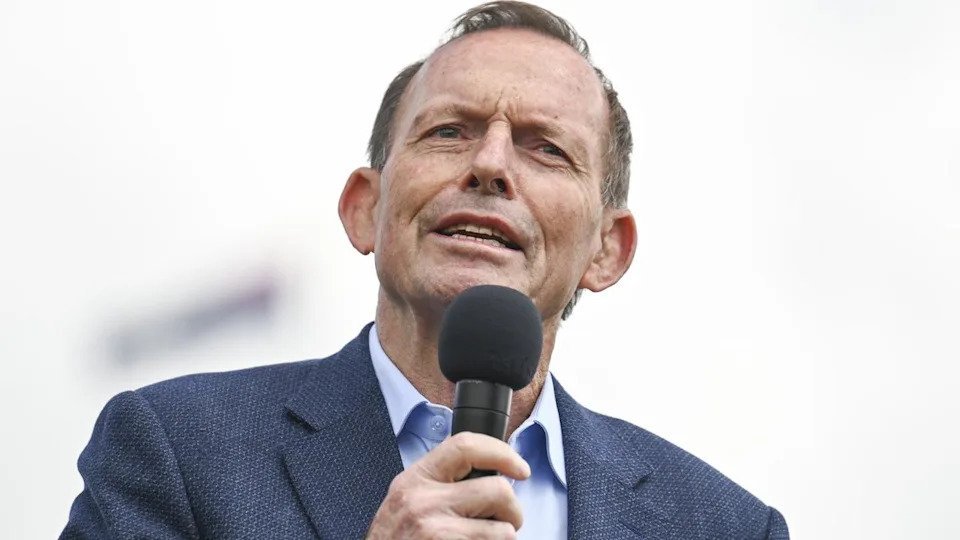 Abbott's Shock Iran War Call Sparks Fury Among Aussie Politicians - Second Image