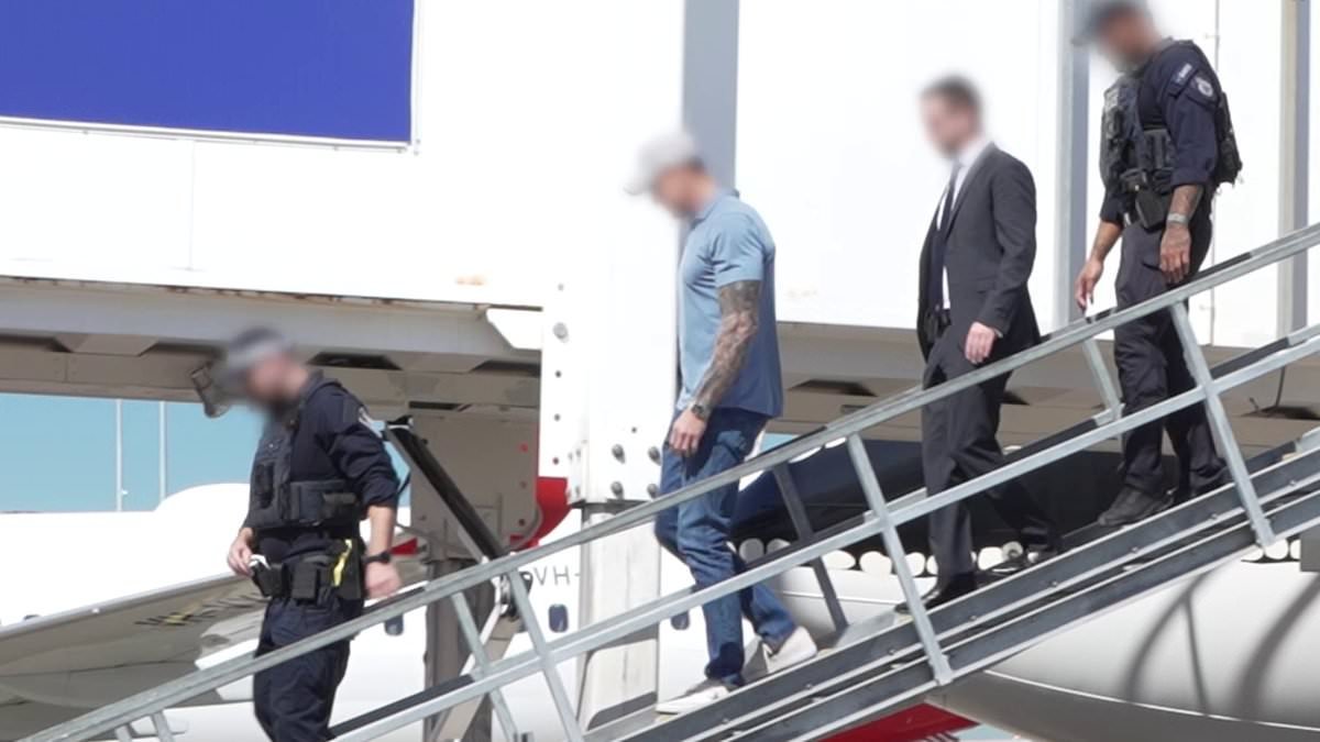 SAS Hero Ben Roberts-Smith Arrested at Sydney Airport on War Crime Charges - Second Image