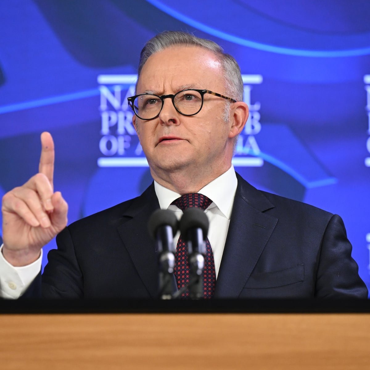 Albanese's "Half-Assed" Gambling Reforms Spark Fury Across Australia - Second Image