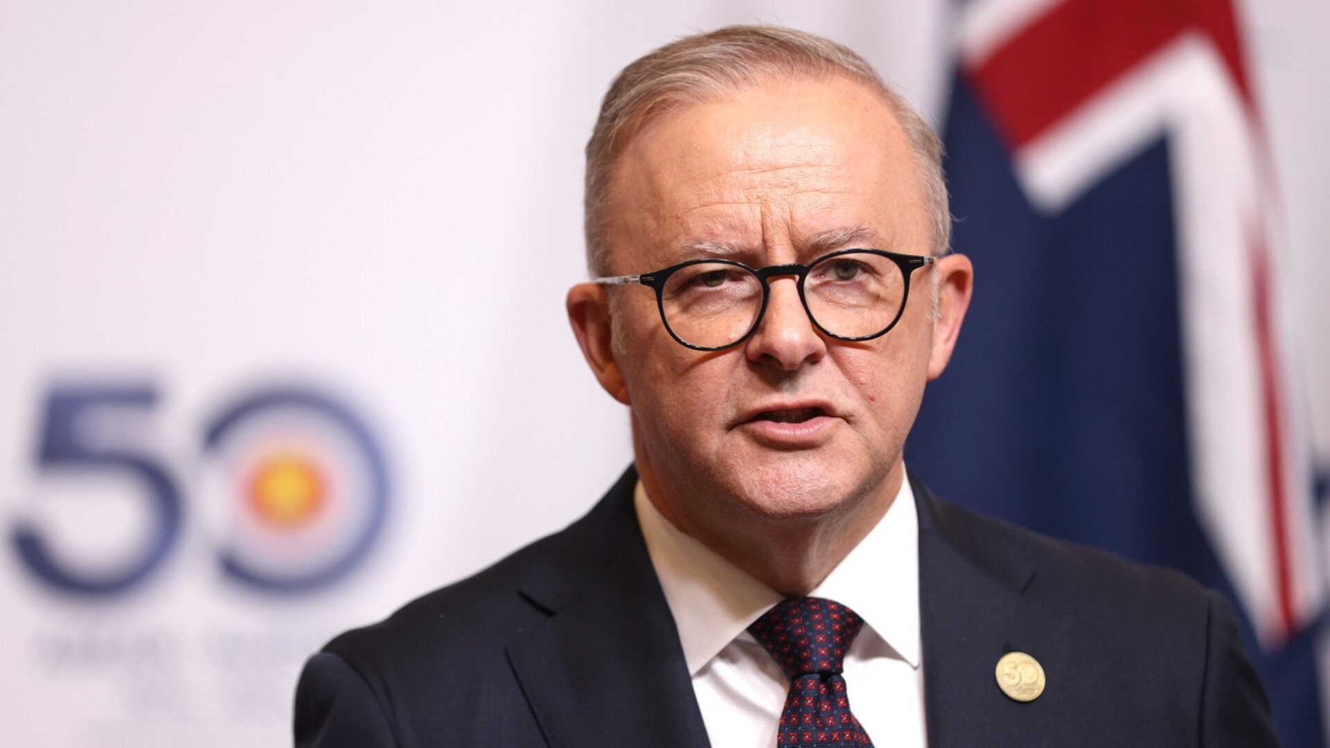 Chalmers Faces Budget Nightmare as Oil Prices Soar - Second Image