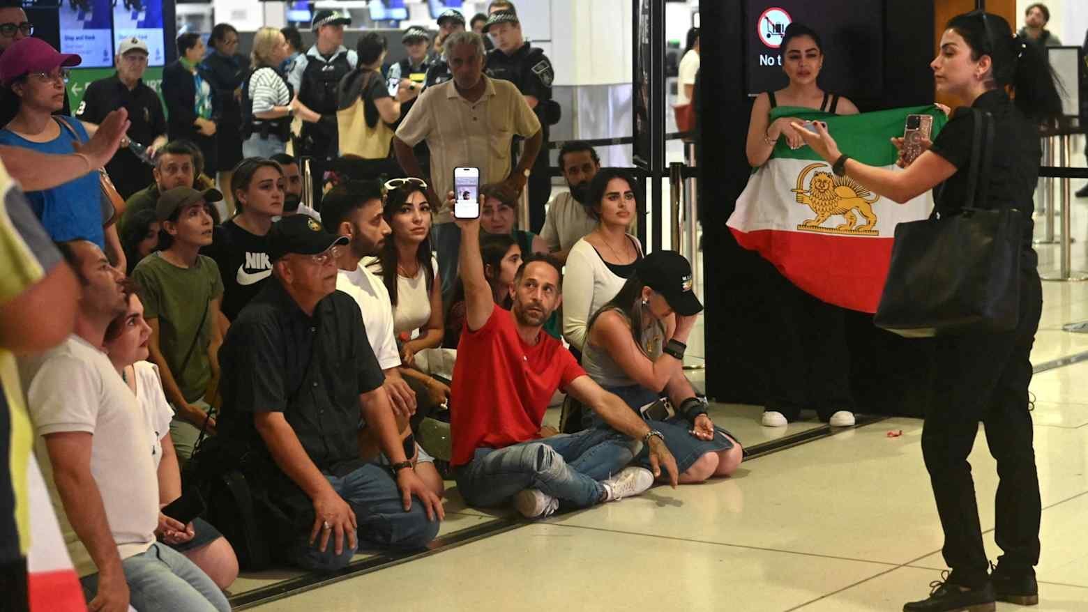 Iranian Soccer Stars Find Safe Haven in Australia - Second Image