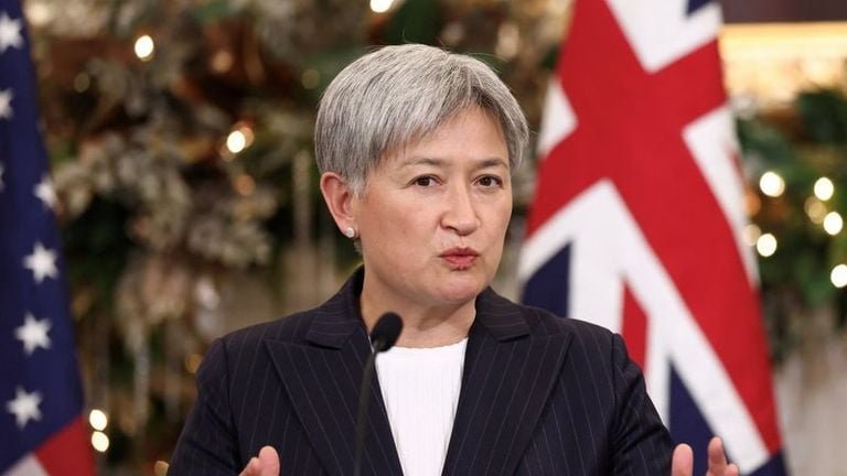 Australia Teeters on Brink of Recession as Iran War Looms - Second Image