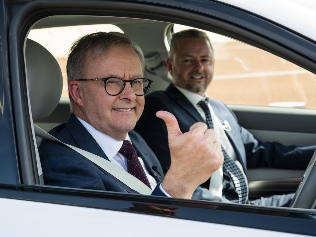 PM's Electric Dream Australia to Reboot Car Industry - Second Image