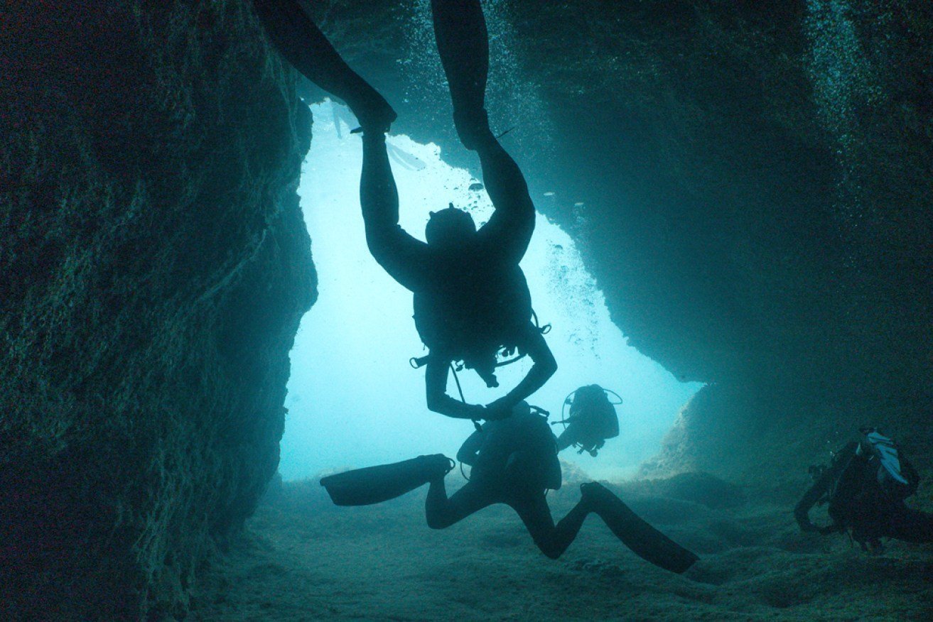 Four Italian Divers Found Dead in Maldives Underwater Cave Tragedy - Second Image
