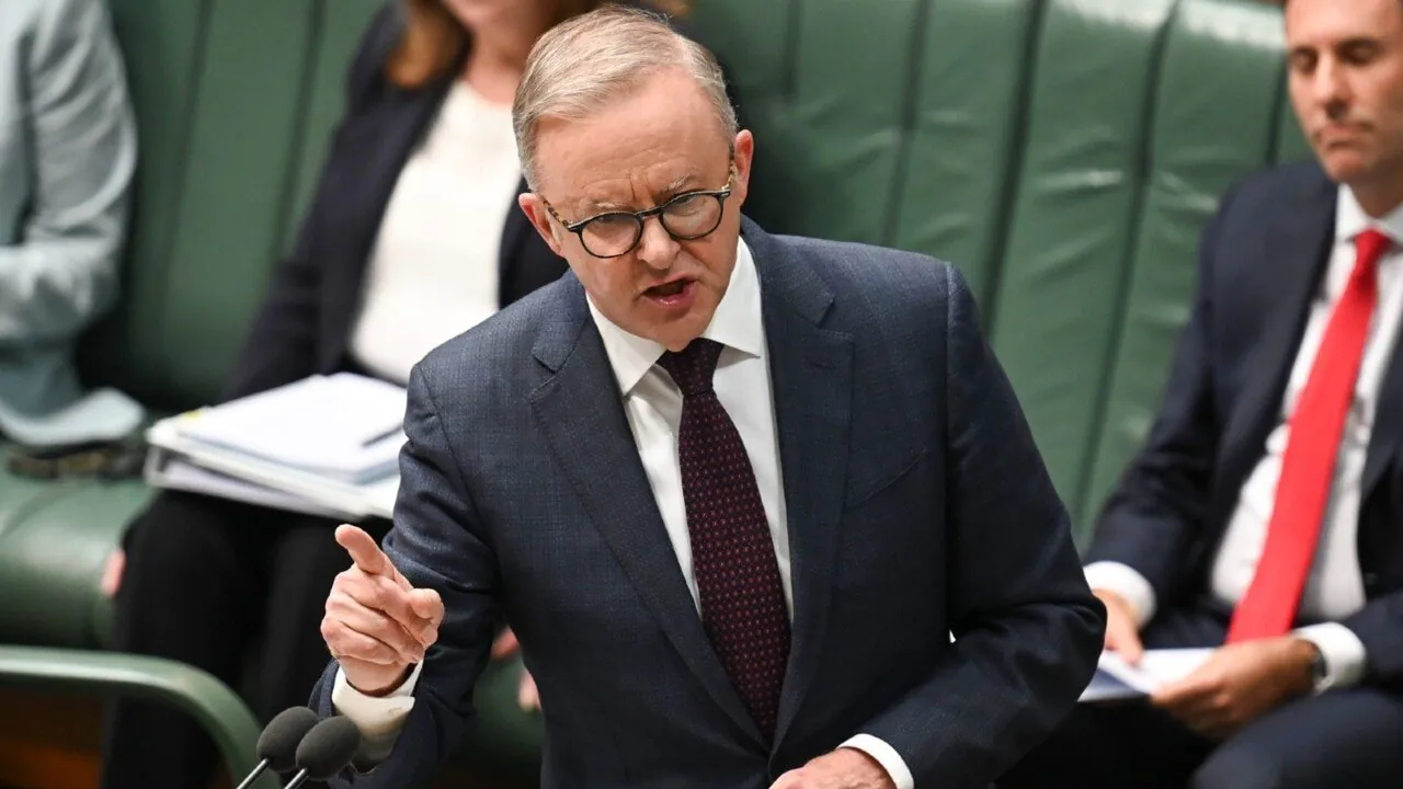 Budget Sparks National Fury as Aussies Fume Over Broken Promises - Second Image