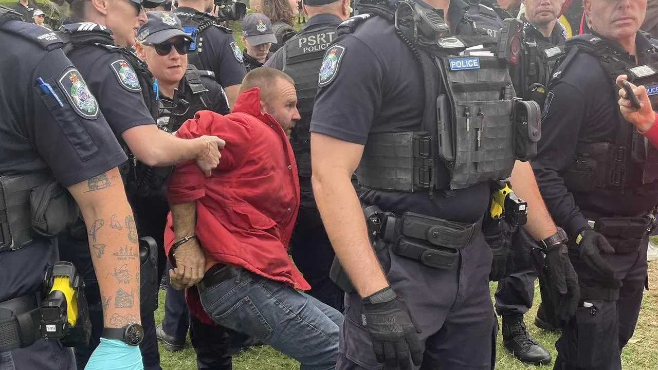 Brisbane Olympic Site Erupts in Chaos as Police Clash with Protesters - Second Image