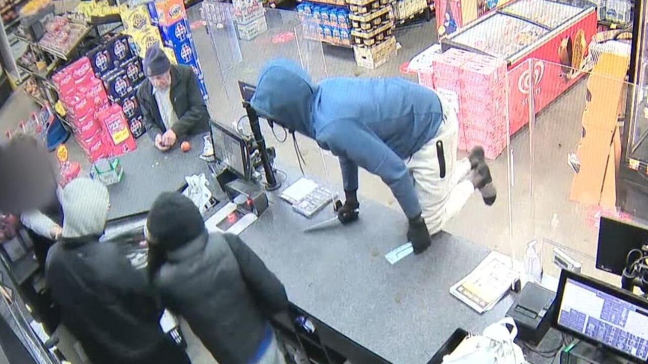 Axe Maniac Wreaks Havoc on Sydney Supermarket - Second Image