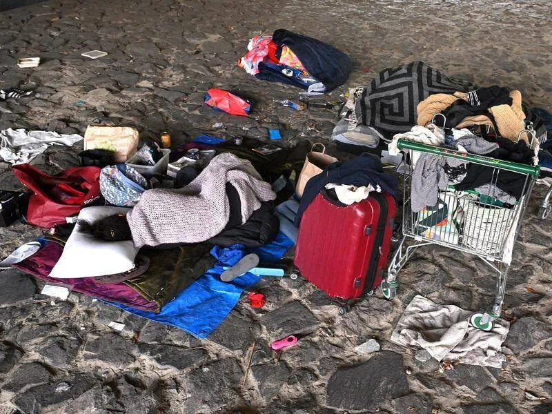 Baby Dies in Wagga Wagga Riverbank Camp Amid Homeless Crisis - Second Image