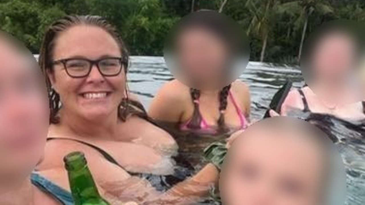 Mother-of-Seven Dies in Horror Crash on Mother's Day - Second Image