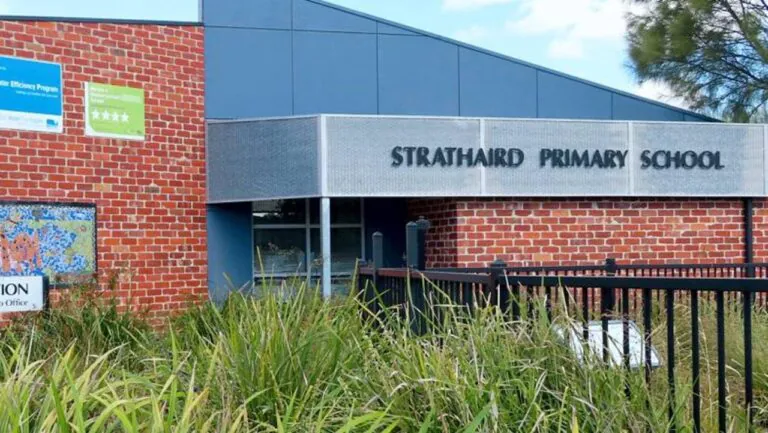 Father Bashed to Death Near Melbourne School in Front of Hundreds