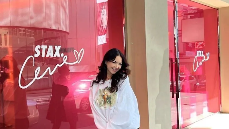 Fashion Empire STAX on Brink of Collapse - Second Image