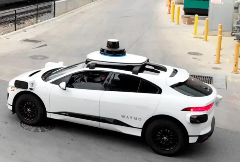 Sydney Streets Set for Driverless Taxi Revolution