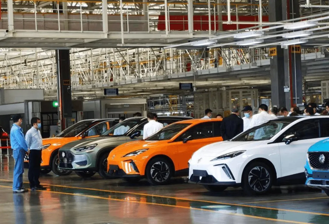 Chinese Cars Overtake Aussies in Record Sales Frenzy