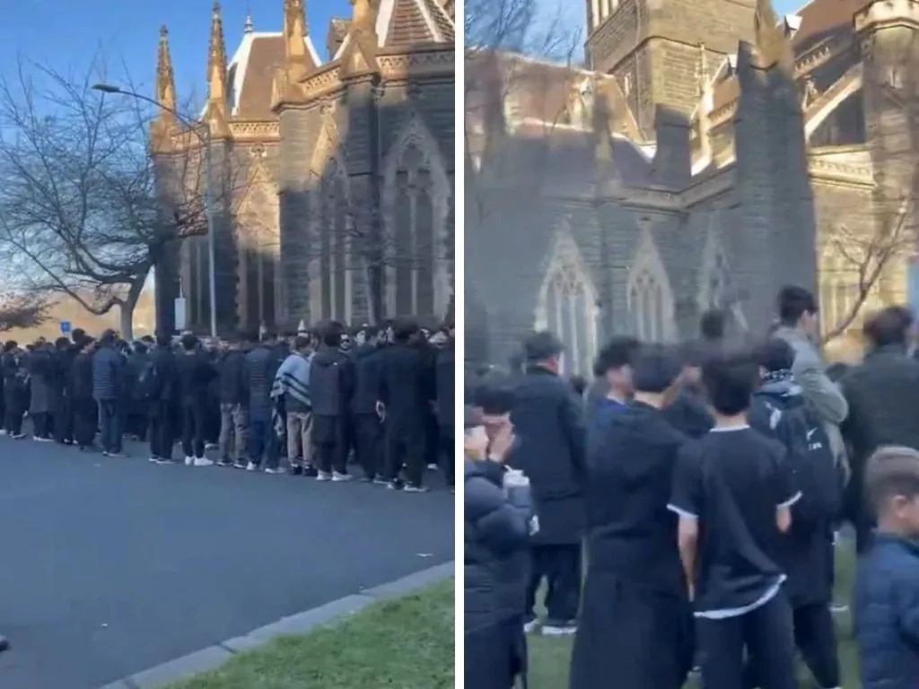 Shia Muslims Unite with Catholics in Melbourne