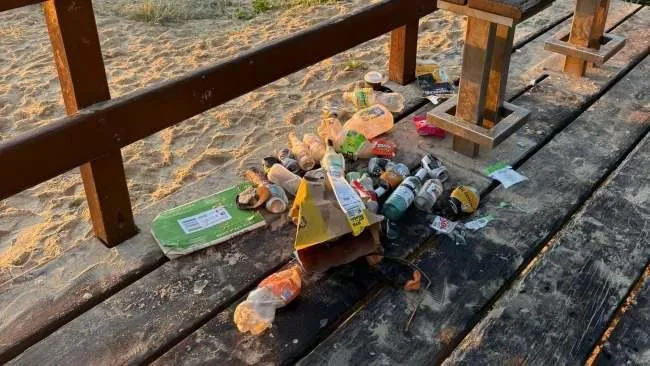 Filthy Partygoer Trashes Pristine Sunshine Coast Beach - Second Image