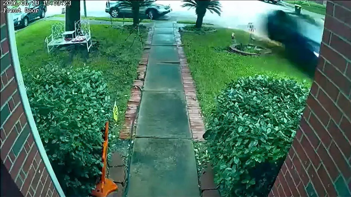 Tesla "Autopilot" Car Slams into Texas Home, Kills 76-Year-Old Grandma - Second Image