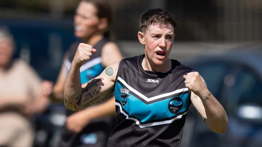 Football Star Turned Sex Pest Ex-Cop Faces Four Assault Charges - Second Image