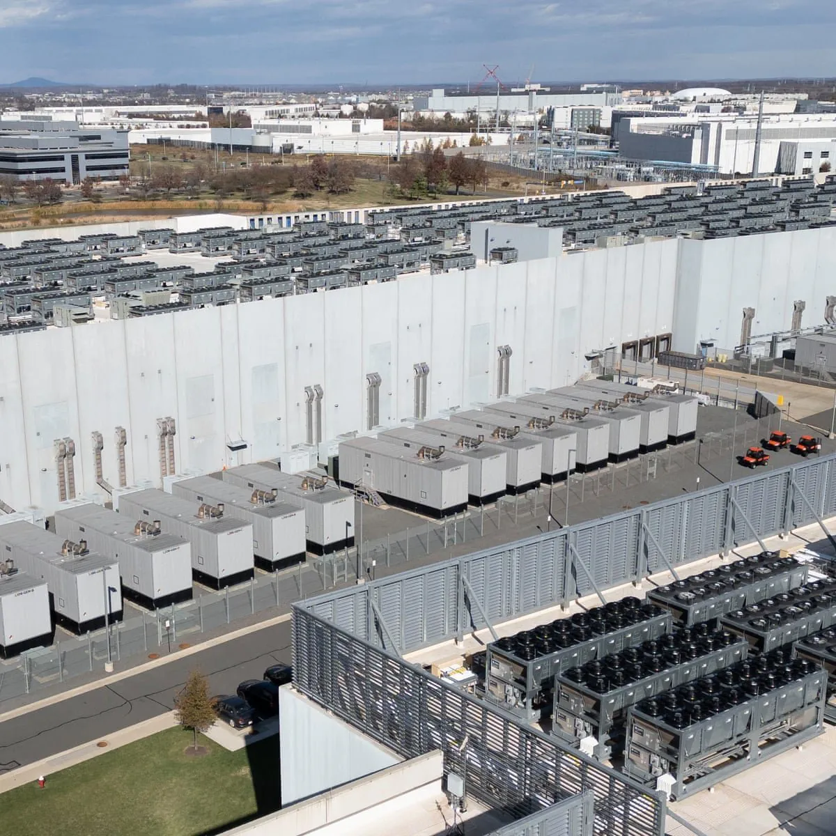 $10 Billion Data Centre Sparks Water Wars in Drought-Prone SA - Second Image
