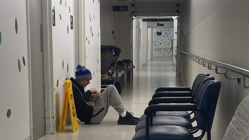 Teen Left to Languish in Hospital for 5 Days Without Help - Second Image