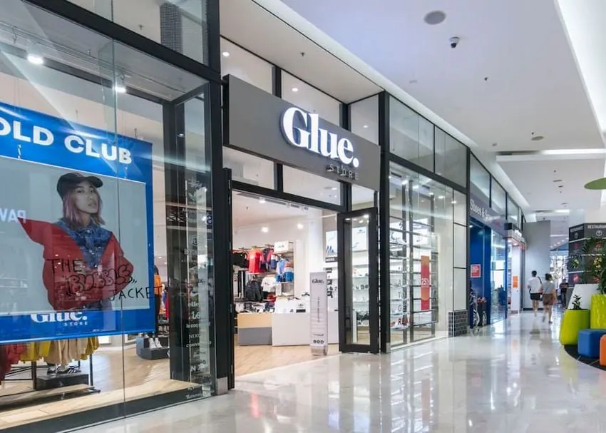 Glue Store Collapses Hundreds Face Redundancy - Second Image