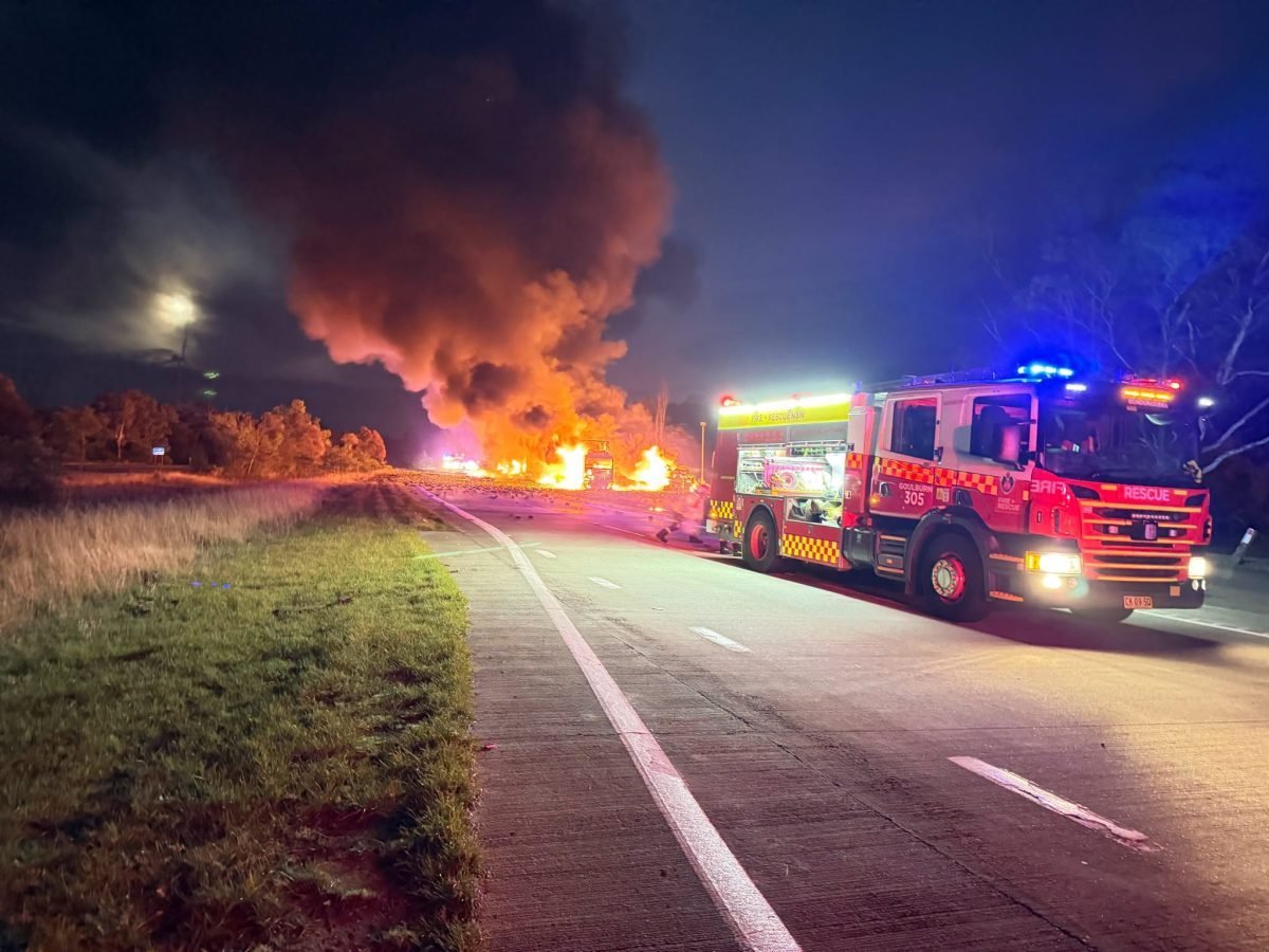 Six Semi-Trailers Crash Explode on Hume Highway