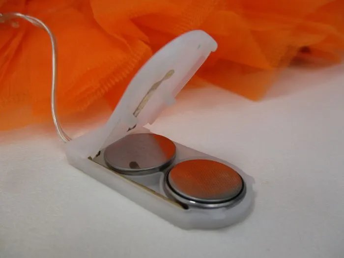 Deadly Products Sold to Aussie Kids as Loophole Bypasses Ban - Second Image