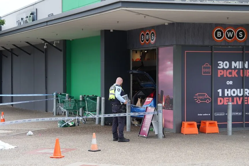 Elderly Woman, 80, to Plead Guilty Over Fatal Canberra Mall Crash - Second Image