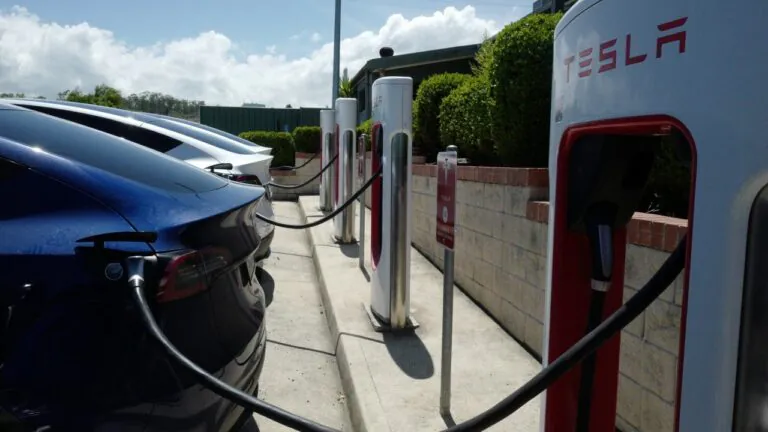 Australia’s EV Boom Sparks Road User Charge Crisis