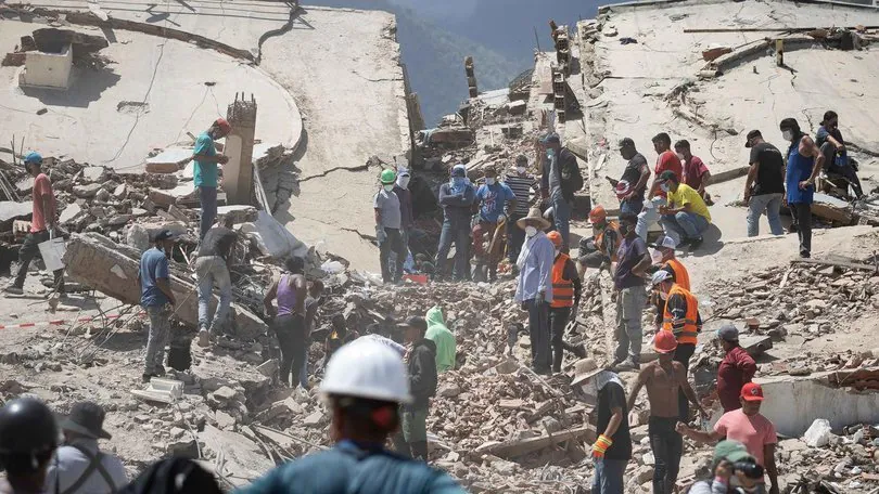 Venezuela Earthquake Horror Death Toll Soars to 1943 - Second Image