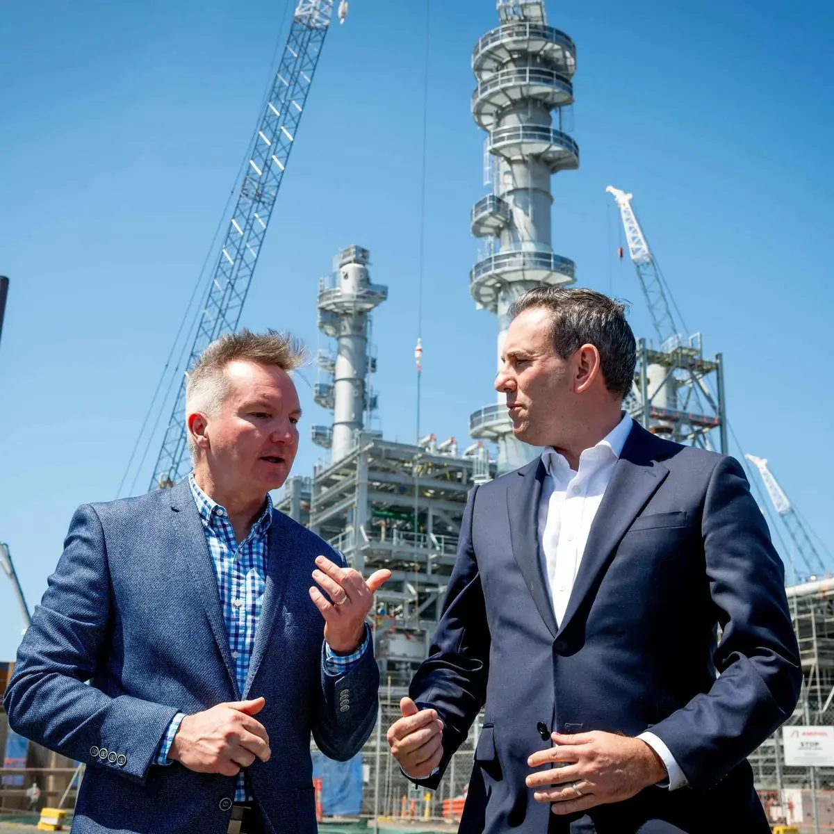  Fuel Crisis Looms as $4M Oil Refinery Study Sparks Frenzy in Karratha - Second Image