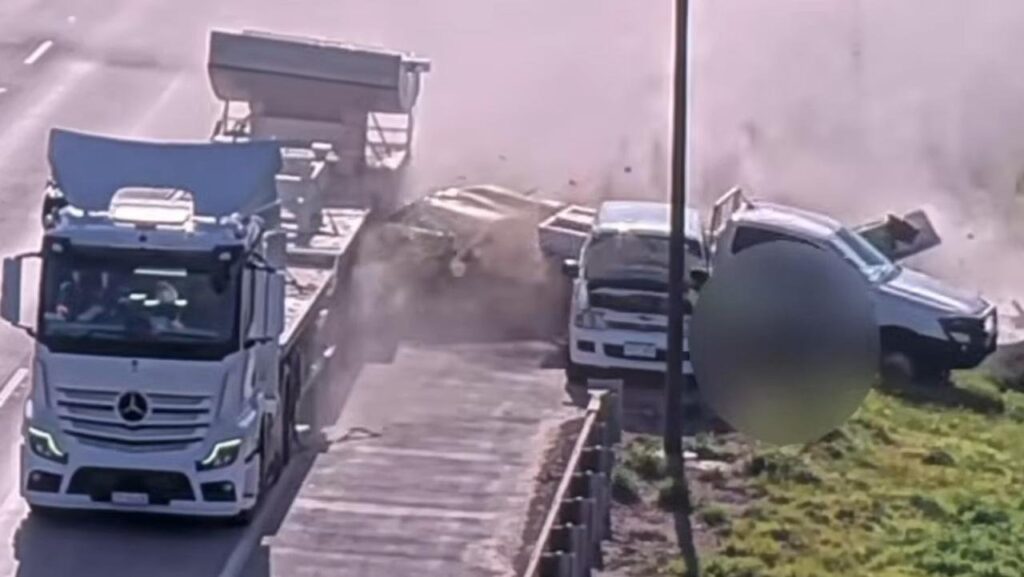 Truck Slam into Parked Cars on Aussie Motorway