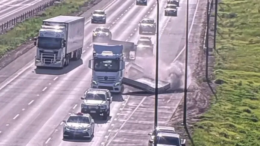 Truck's Deadly Detour Concrete Slabs Slam into Parked Cars on Adelaide Motorway - Second Image