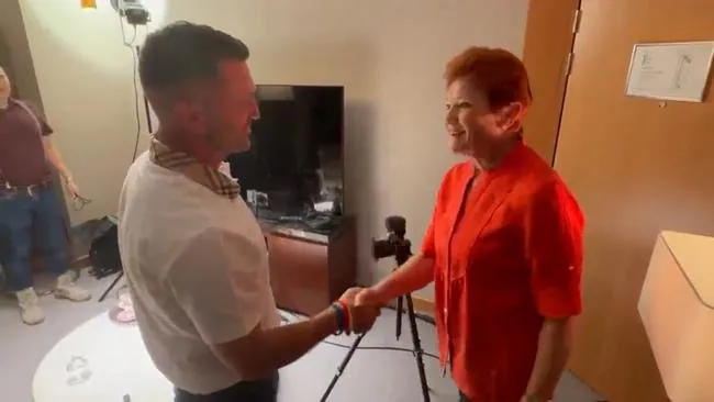 Hanson Hailed by Convicted Far-Right UK Activist with Russian Ties - Second Image