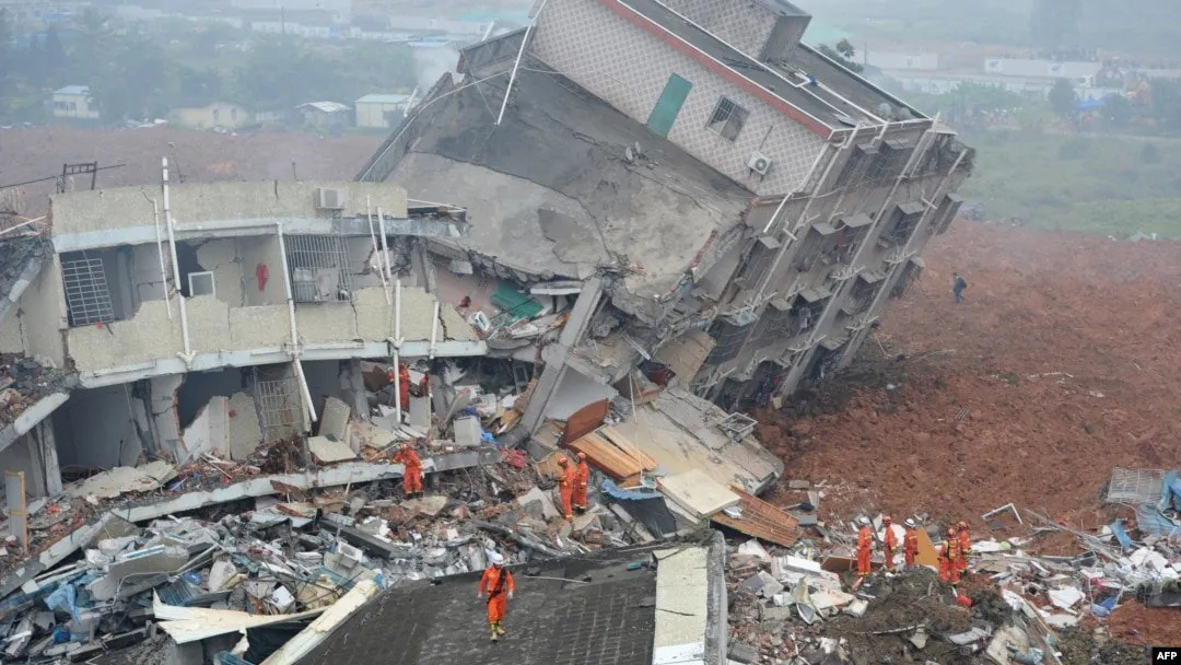 Landslide Kills Dozens Many More Trapped