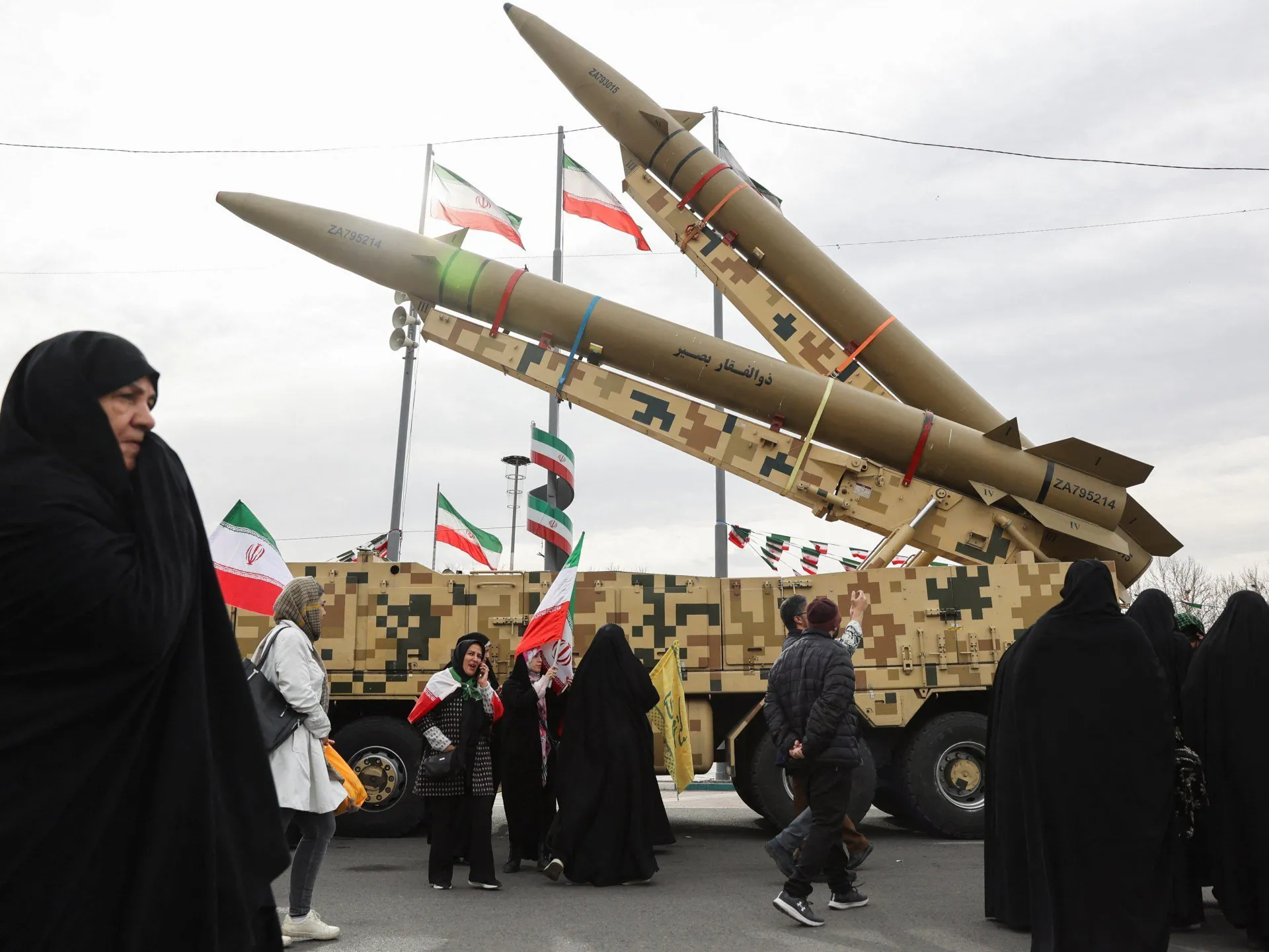 Iran Sparks Strait of Hormuz Crisis Amid US Showdown - Second Image