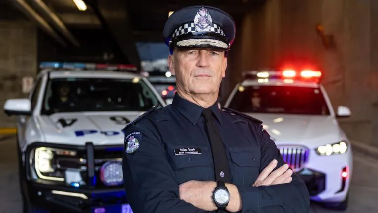 Top Cop Takes Down Armed Offender in Daring CBD Takedown