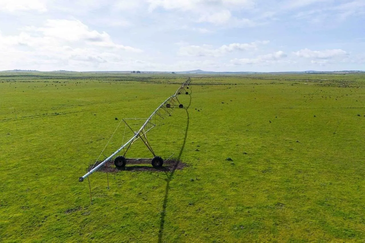 Government Betrays Aussie Farmers in $100M UK Land Grab - Second Image