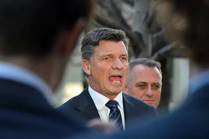 Taylor Slams Coalition with One Nation Amid AusAlert Launch