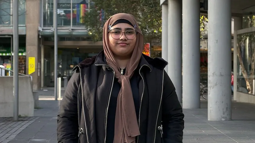 8,000 Stateless Aussies Live in Limbo, Denied Basic Rights - Second Image