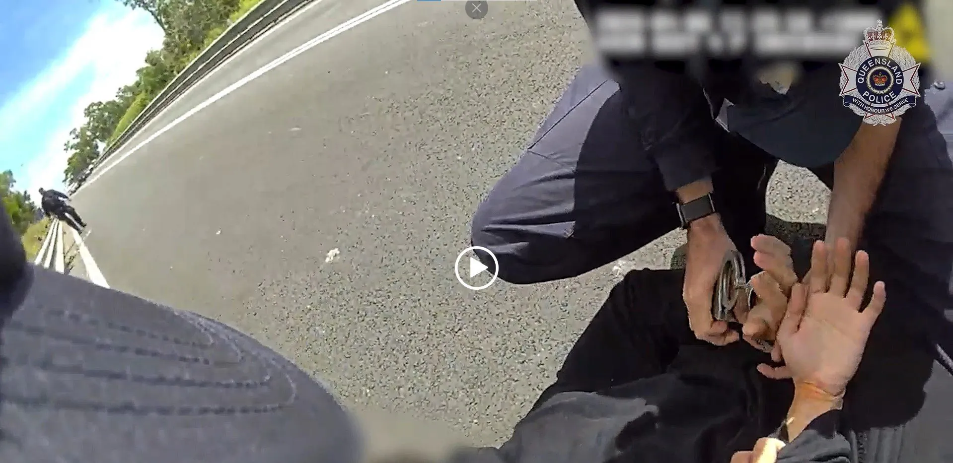 Cop Unleashes Fury on Teen Car Thieves in Queensland - Second Image