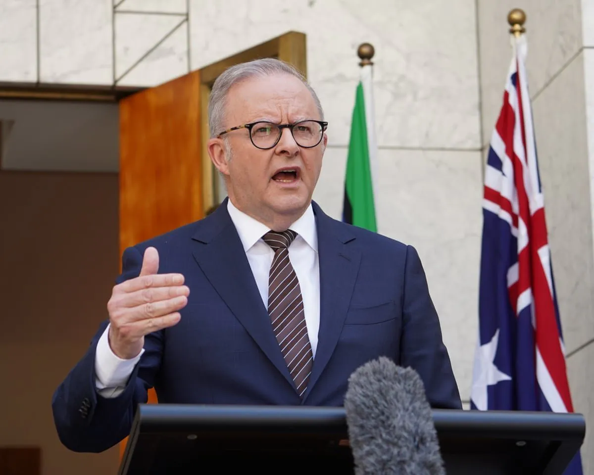 Australia to Ban Sick Online Content in Shock Crackdown - Second Image