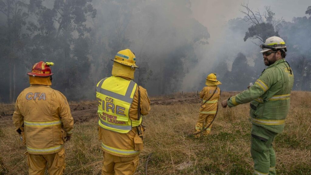 BUSHFIRE TERROR Out-of-Control Blaze Threatens NT Township