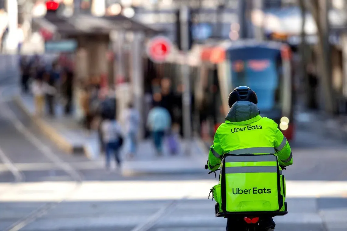 Delivery Drivers Win $31.30 Hourly Wage in Historic Deal - Second Image