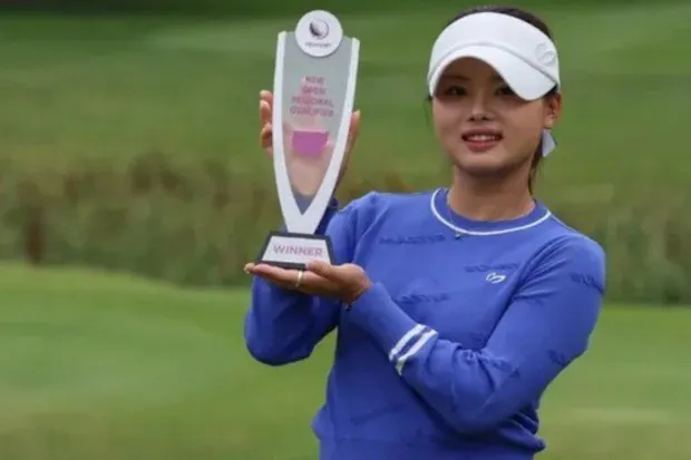  Teen Golf Prodigy Jessica Bang Dead at 18 in Thailand Brain Haemorrhage Tragedy - Second Image