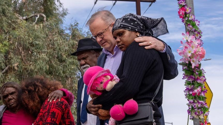 Tears for Kumanjayi Hundreds Mourn Slain Toddler in Alice Springs - Second Image