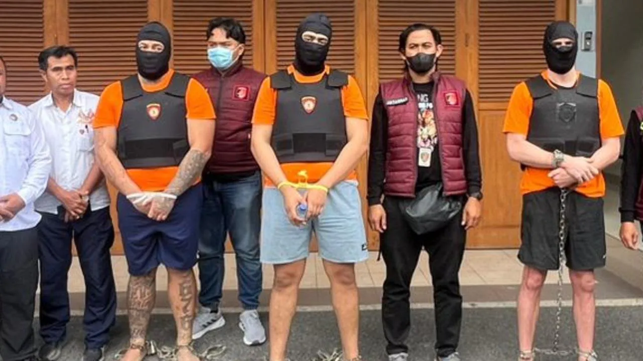 Australians Behind Bars in Bali's Kerobokan Prison Lose Sentence Reductions - Second Image