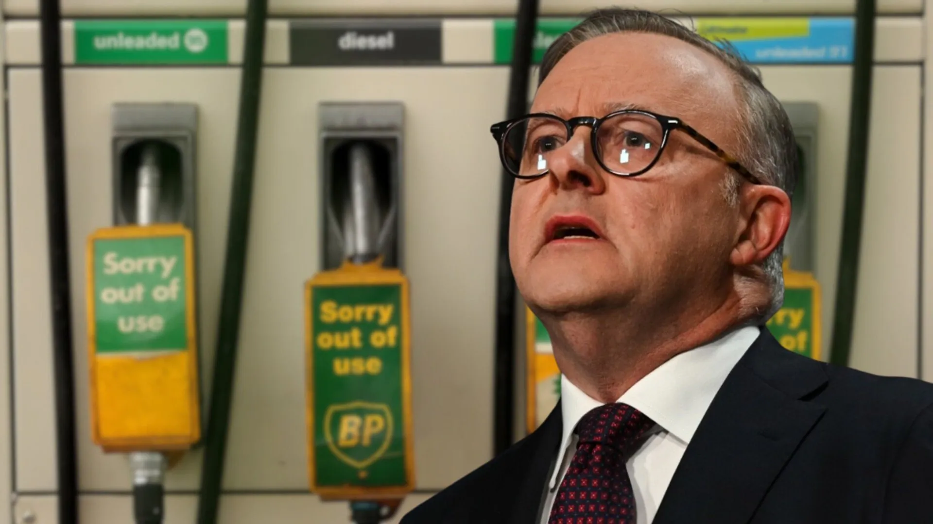  Fuel Frenzy as Australia's Trade Surplus Plunges to 9-Year Low - Second Image