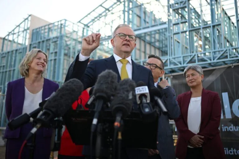 Labor MPs Slammed for Cheering House Price Crash