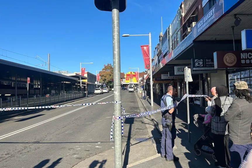 Gangland Gunman Caught in Sydney Kebab Shop Hit - Second Image