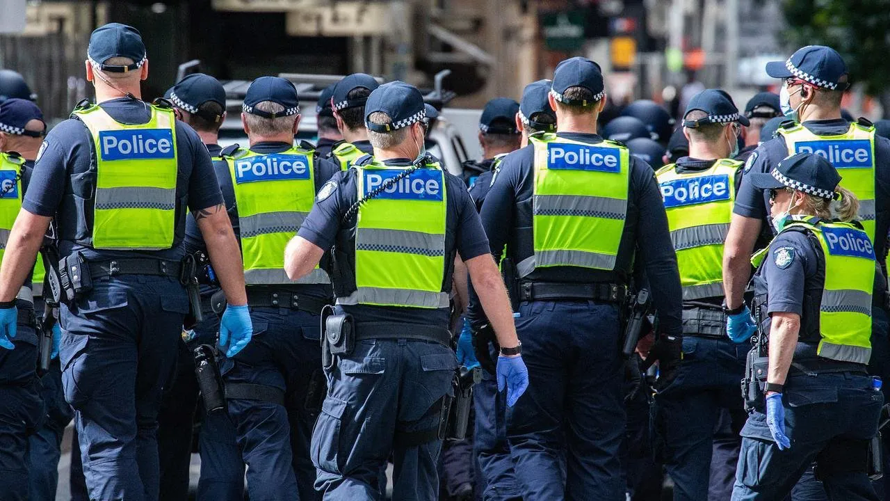 Vic Police Crisis Hundreds of Retired Cops Return to Duty - Second Image